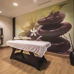 Samara Resort Gym Spa Jacuzzi Pools In Marbella