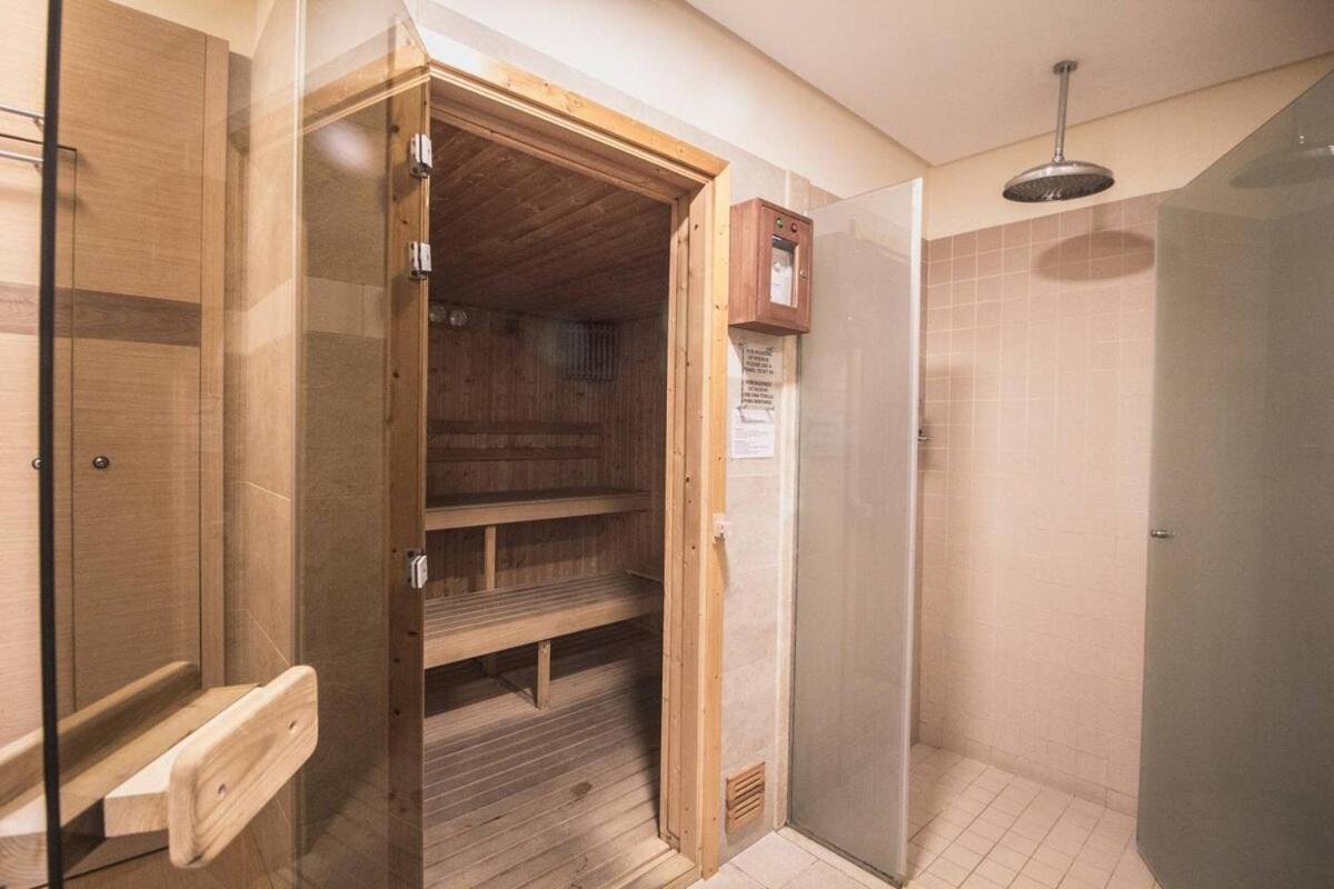 Samara Gym Jacuzzi Pools In Apartamento